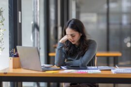 またもや公開した記事が検索結果に表示されない！仲間と導き出した原因と対処法について