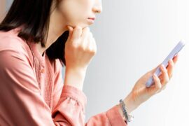Instagramの複数枚投稿に不具合が発生！同じ画像が2枚投稿されるときの解決法